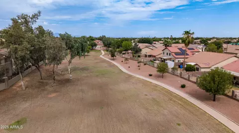 View/Area - 645 E Stottler Dr, Gilbert, AZ 85296 photo 8 of 13