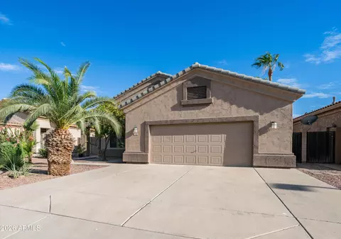 Exterior - 645 E Stottler Dr, Gilbert, AZ 85296 photo 4 of 12