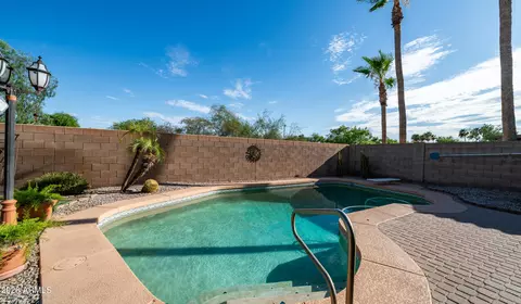 Exterior - 645 E Stottler Dr, Gilbert, AZ 85296 photo 9 of 12