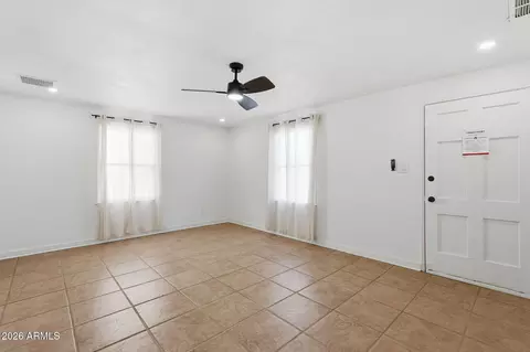 Living - 2047 E Virginia Ave, Phoenix, AZ 85006 photo 5 of 5
