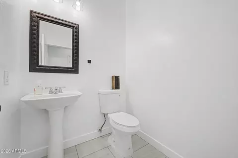 Bath - 9557 E Meseto Ave, Mesa, AZ 85209 photo 1 of 4