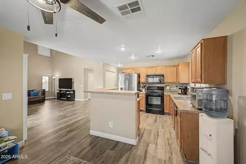 2325 E Greenlee Ave, Apache Junction, AZ 85119 photo 9