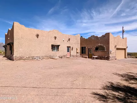 3160 E 4th Ave, Apache Junction, AZ 85119 photo 2