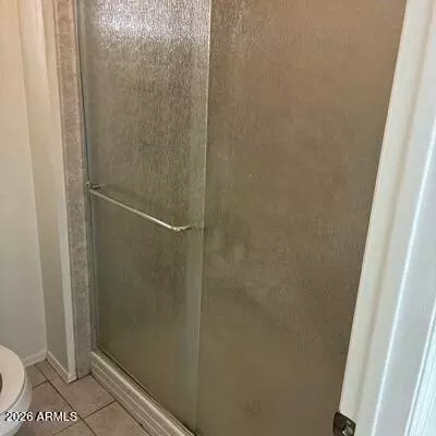 Bath - 7643 Edgewood Ave, Mesa, AZ 85208 photo 2 of 4