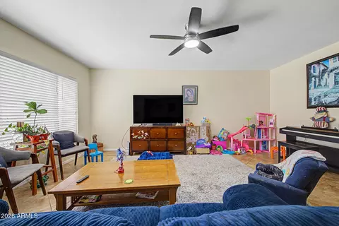 2120 E Villa Ct, Tempe, AZ 85282 photo 8