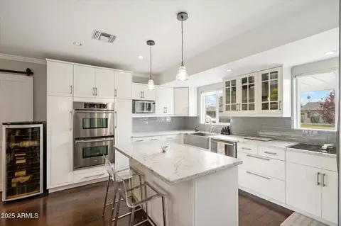 3328 E Turney Ave, Phoenix, AZ 85018 photo 12