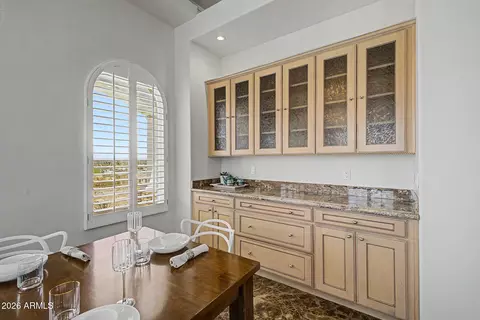 Dining - 1823 E Windrose Dr, Phoenix, AZ 85022 photo 4 of 4