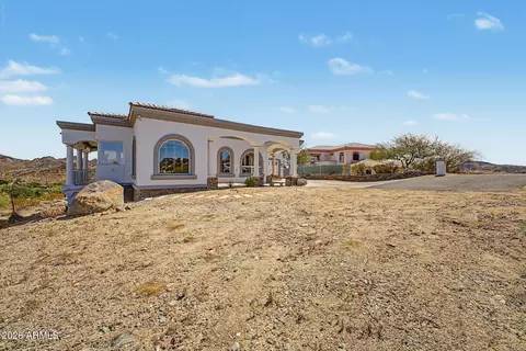 Exterior - 1823 E Windrose Dr, Phoenix, AZ 85022 photo 11 of 12