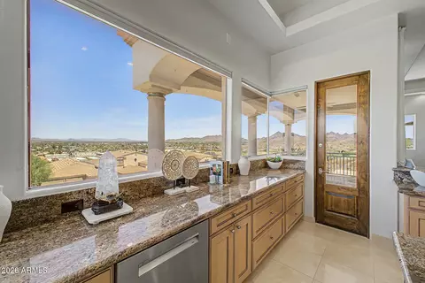 Kitchen - 1823 E Windrose Dr, Phoenix, AZ 85022 photo 4 of 11