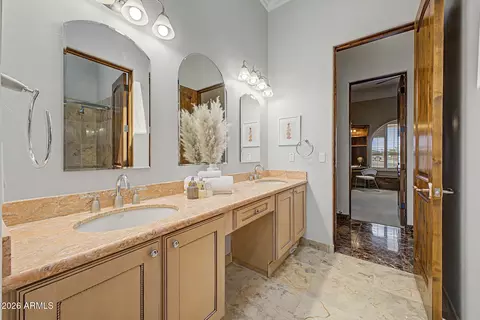 Bath - 1823 E Windrose Dr, Phoenix, AZ 85022 photo 5 of 9