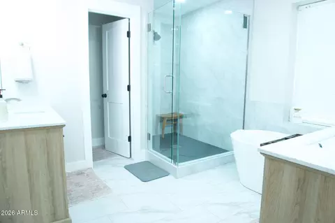 Bath - 3310 E Campbell Rd, Gilbert, AZ 85234 photo 1 of 7