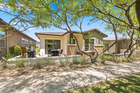 20719 W Medlock Dr, Buckeye, AZ 85396
