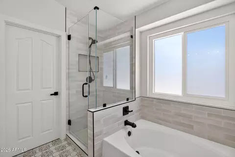 Bath - 1482 E Century Ave, Gilbert, AZ 85296 photo 2 of 4