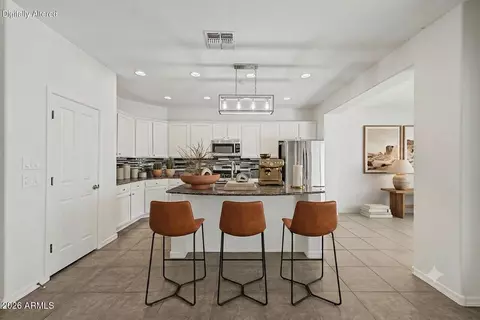 Kitchen - 1841 E Dubois Ave, Gilbert, AZ 85298 photo 1 of 1