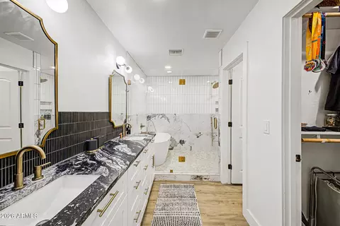 Bath - 1893 E Vaughn St, Tempe, AZ 85283 photo 1 of 6