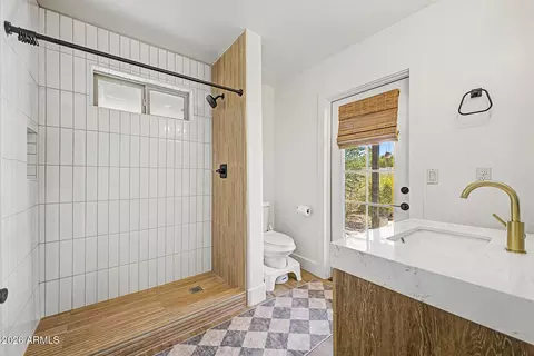 Bath - 1893 E Vaughn St, Tempe, AZ 85283 photo 3 of 6