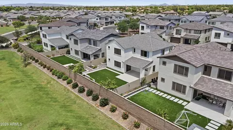 View/Area - 1421 E Donato Ct, Gilbert, AZ 85298 photo 6 of 6