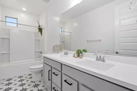 Bath - 1421 E Donato Ct, Gilbert, AZ 85298 photo 3 of 3