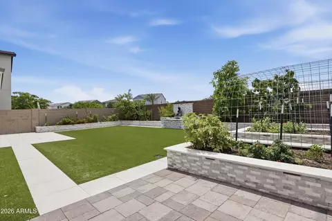Exterior - 1421 E Donato Ct, Gilbert, AZ 85298 photo 2 of 5