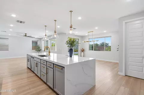 Kitchen - 1421 E Donato Ct, Gilbert, AZ 85298 photo 4 of 4