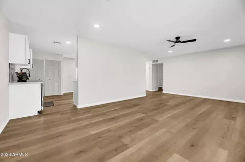Living - 3117 W Pershing Ave, Phoenix, AZ 85029 photo 3 of 4
