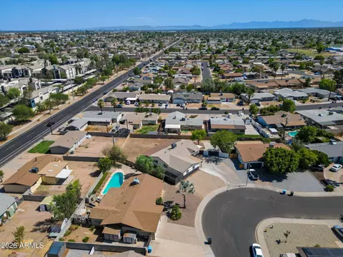 View/Area - 3117 W Pershing Ave, Phoenix, AZ 85029 photo 5 of 8
