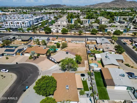 View/Area - 3117 W Pershing Ave, Phoenix, AZ 85029 photo 2 of 8