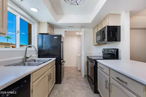 3031 N Civic Center Plz #336, Scottsdale, AZ 85251