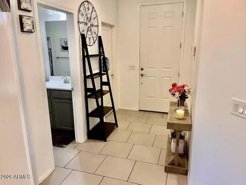 2723 W Apollo Rd, Phoenix, AZ 85041 photo 2