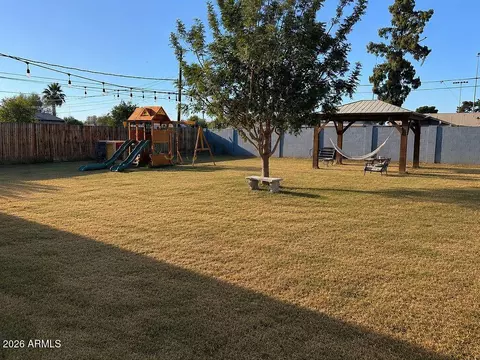 5731 W Vista Ave, Glendale, AZ 85301