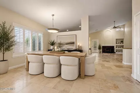 Dining - 14444 S 8th St, Phoenix, AZ 85048 photo 1 of 3