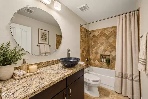 Bath - 14444 S 8th St, Phoenix, AZ 85048 photo 1 of 5