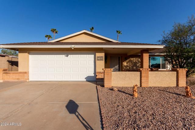 2705 W Summit Pl, Chandler, AZ 85224