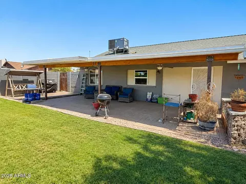 Exterior - 3916 W Aster Dr, Phoenix, AZ 85029 photo 2 of 11