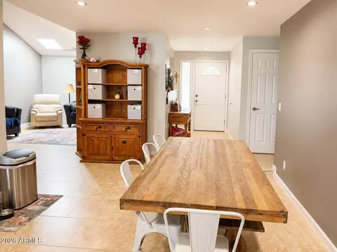 Dining - 3916 W Aster Dr, Phoenix, AZ 85029 photo 1 of 1