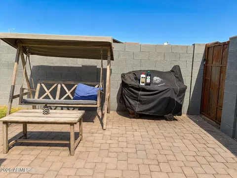Exterior - 3916 W Aster Dr, Phoenix, AZ 85029 photo 5 of 11
