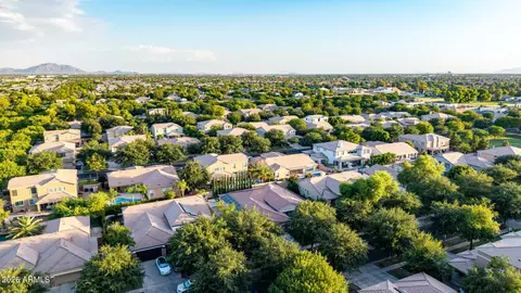 View/Area - 2975 E Comstock Dr, Gilbert, AZ 85296 photo 6 of 13