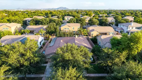 View/Area - 2975 E Comstock Dr, Gilbert, AZ 85296 photo 1 of 13