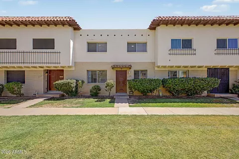 2046 W Hazelwood Pkwy, Phoenix, AZ 85015