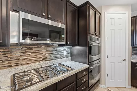 Kitchen - 3009 E Meadowview Dr, Gilbert, AZ 85298 photo 2 of 5