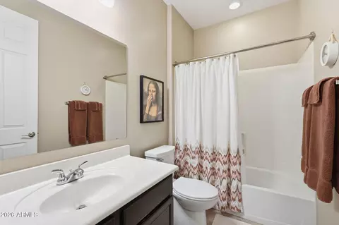 Bath - 3009 E Meadowview Dr, Gilbert, AZ 85298 photo 1 of 4
