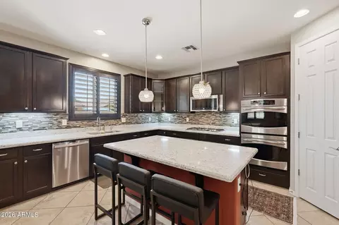 Kitchen - 3009 E Meadowview Dr, Gilbert, AZ 85298 photo 4 of 5