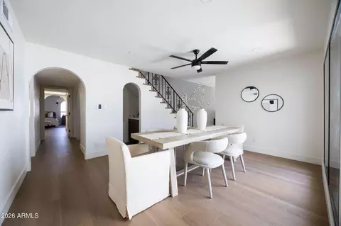 Dining - 77 E Missouri Ave #64, Phoenix, AZ 85012 photo 3 of 8