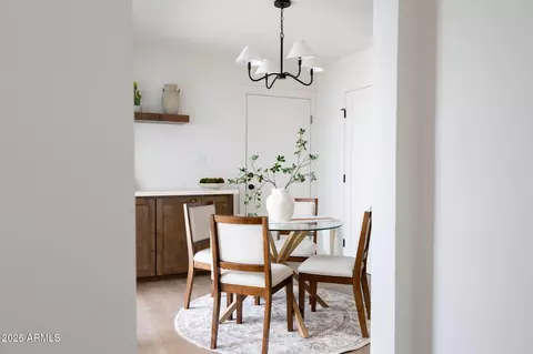 Dining - 77 E Missouri Ave #64, Phoenix, AZ 85012 photo 8 of 8