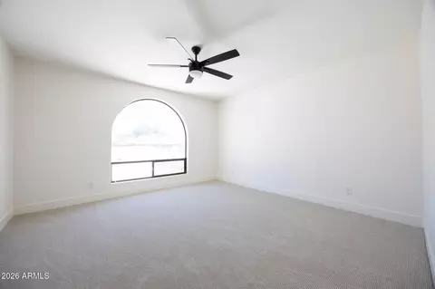 Bedroom - 77 E Missouri Ave #64, Phoenix, AZ 85012 photo 5 of 6