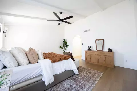 Bedroom - 77 E Missouri Ave #64, Phoenix, AZ 85012 photo 3 of 6