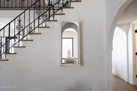 Entry Way - 77 E Missouri Ave #64, Phoenix, AZ 85012 photo 3 of 13