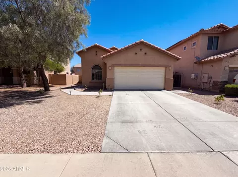 934 E Overlin Ln, Avondale, AZ 85323