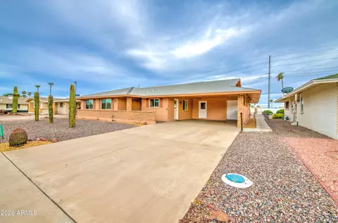 10355 W Caron Dr, Sun City, AZ 85351