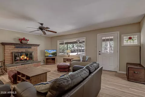 Living - 4125 N Wilbur Ave, Pine, AZ 85544 photo 1 of 4